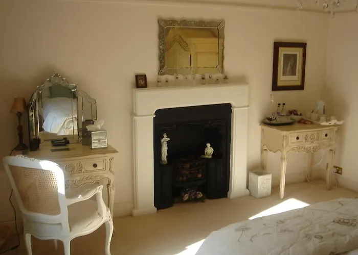 Littlebank Country House